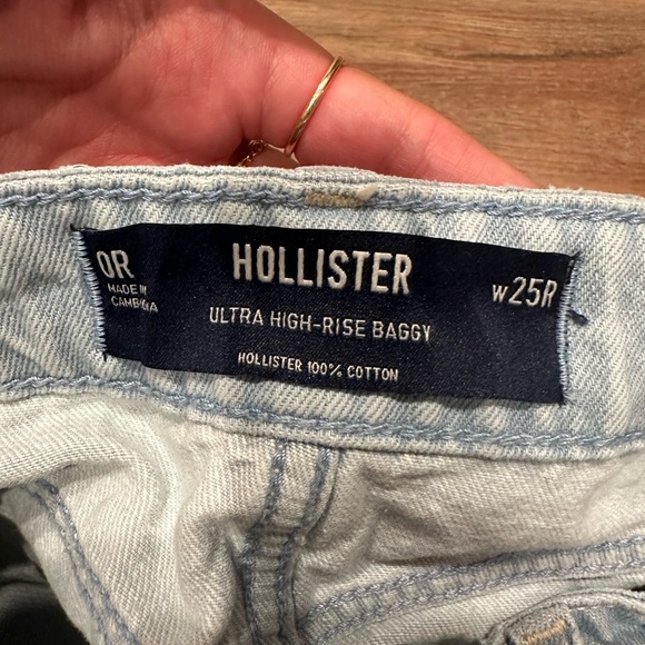 Hollister Light Blue Straight Leg Jeans - Picture 3 of 3